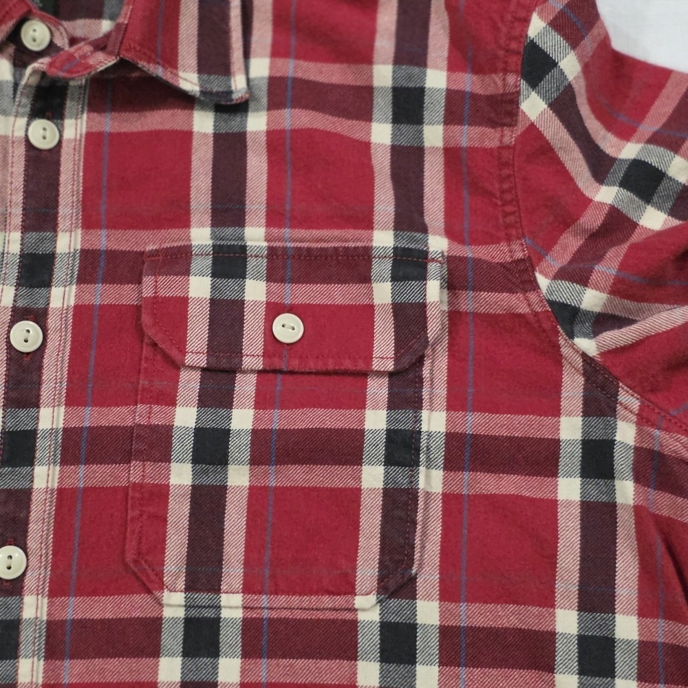 Eddie Bauer Flannel Shirt Mens XL Red Plaid Long Sleeve Button Down Classic Fit - Picture 4 of 7